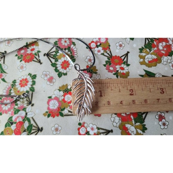 Vintage 925 Leaf Pendant Necklace - Picture 9 of 10